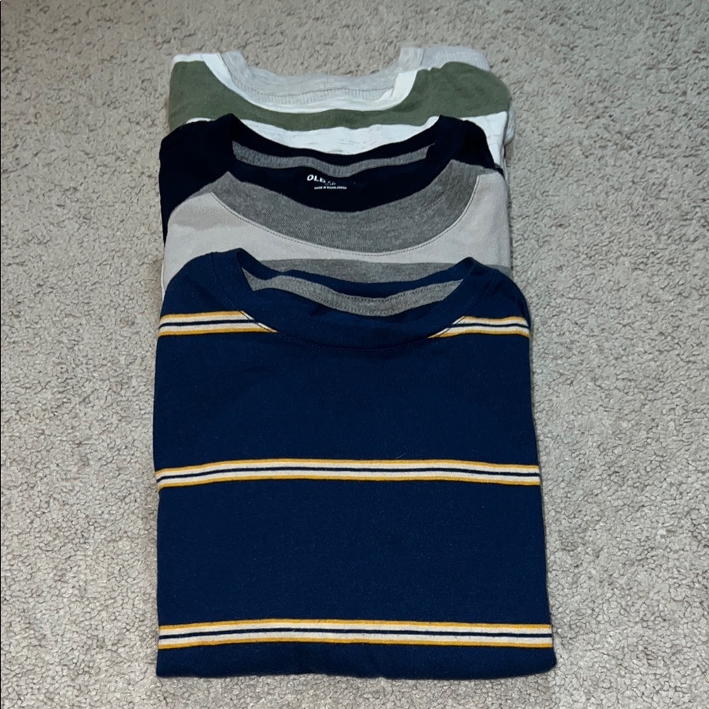 ⛄️Old Navy Long Sleeve Tees- Lot of 5!⛄️